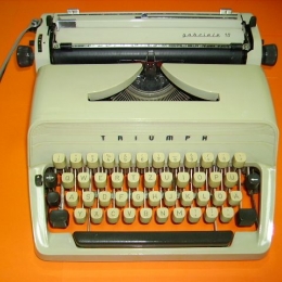 Triumph Gabriele 10